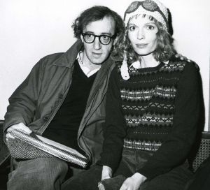Woody Allen,  Mia Farrow  1981 NYC.jpg